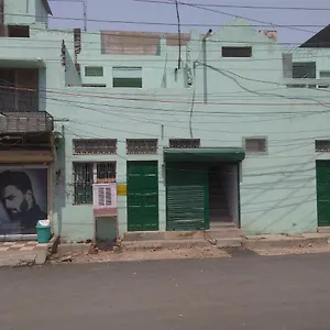 ksn-varanasi-paying-guest-house.hotels-varanasi.com/